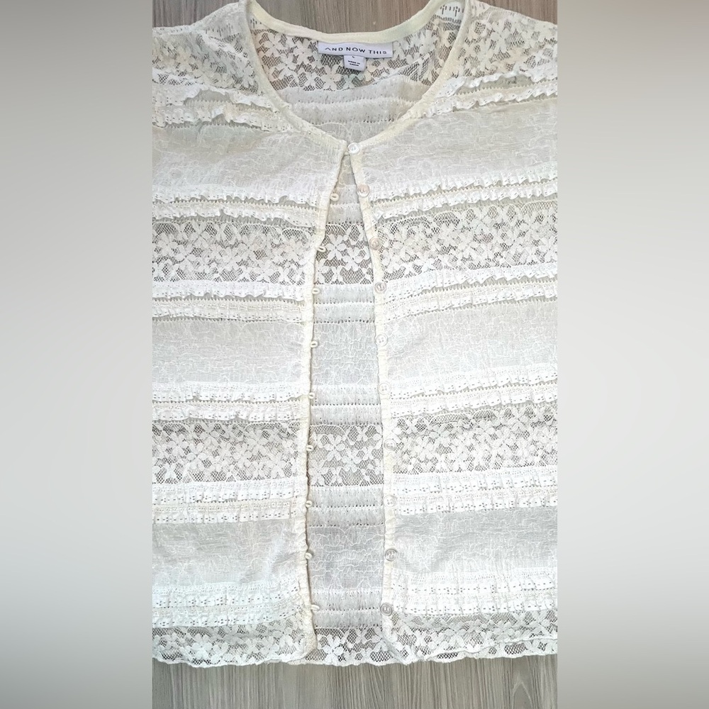 And Now This White Lace Button-Down Shirt Short Sleeve Women's Size L - Picture 6 of 7